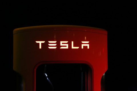 Besuch in der Tesla Fabrik (Video)